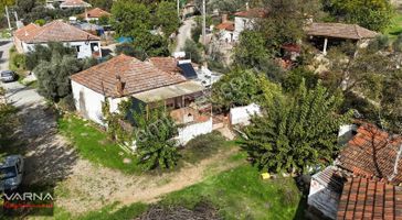 Menderes Çakaltepe Satılık Tek Müstakil Tapu 680 M2 Bahçeli Ev