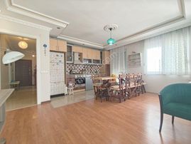 Konyaaltında Kiralık Eşyalı 2+1 Daire | Ebeveyn Banyo & Havuzlu