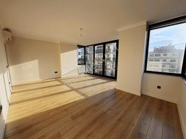 Turyap'tan Bağdat Caddesi Yakını Kısmi Deniz Manzaralı Geniş 2+1