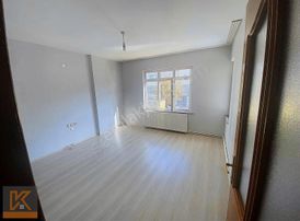 Kaan'dan 100.yıl Mahallesi İtfaiye Civarında Kiralık 3+1