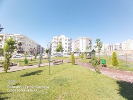 Cadde Seyran'dan Satılık 1+1 55m2 Arakat Yatırımlık Kiracılı