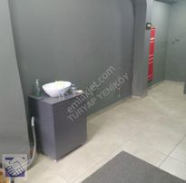 İstinyede Kiralık 30.m2.temiz İşyeri