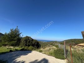 Turyap Foça'dan Sazlıca'da Panoramik Deniz Manzaralı Arsa