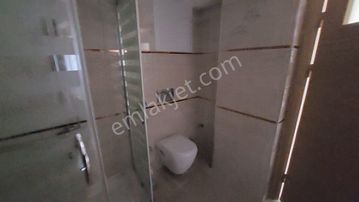 Sarıkaya Konaklarında Doğalgazlı Ebeveyn Banyolu Satılık 3+1 Daire