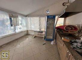 Minibüs Yolu Üzerinde 200m2 Denize Yakın Yerden Isıtmalı Dükkan
