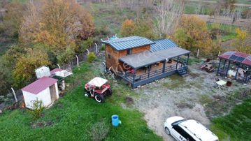Burhan Ardıç'tan Mustafakemalpaşa Çavuş Arazi İçinde Tiny House