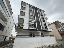 Mrt Gayrımenkul'den Cumhuriyet Mah Satılık 2+1 Daire