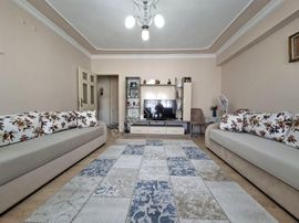 Recep Ümit Emlak'tan Fatih Mahallesi Kanal 26 Yakınında Satılık Geniş Ferah 2+1 Balkonlu Daire