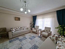 Recep Ümit Emlak'tan Fatih Mahallesi Kanal 26 Yakınında Satılık Geniş Ferah 2+1 Balkonlu Daire