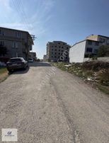 Emirsultan Mahallesinde Satılık Köşe Konut İmarlı Arsa