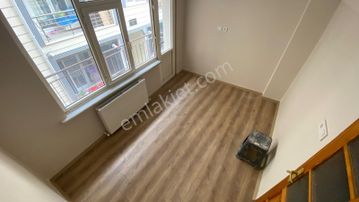 Mançodan Gaziilyas Mahallesinde İçi Yapılı 2+1 Ara Kat Satılık