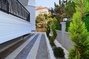 Alanya Sugözü Mahallesi Yeni Site İçi Kiralık 1+1 Eşyalı Daire