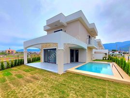 Kuşadasında Özel Havuzlu 4+1 Tek Müstakil Sıfır Villa