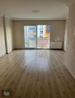 Kozan Divan Emlak'tan Çevre Yolunda, Adliyeye Komşu 3+1