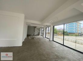 Yağmur Emlak'tan Tekkeköy Migros Yanı 95 M² Depolu Köşe Dükkan