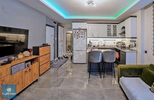 Alata Mahallesi'nde Yüksek Giriş Mobilya Ve B.eşyalı 1+1 Fırsat