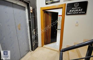 Cb'dan Valilik Karşısı Satılık Arakat Masrafsız 2+ 1 Ofis