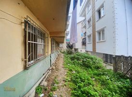 Mabel'den Sakarya Mah. Dağıstanlı Sokakta Giriş Altı 2+1 Daire