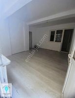 Göksal Emlaktan Satlık 1+1 Arka Cephe Düz Giriş Daire