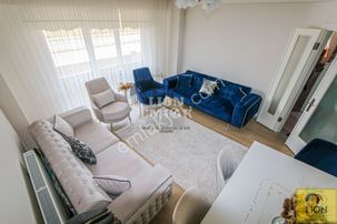 Bandırma Levent'te Deniz Manzaralı, Ara Kat Satılık 2+1 Daire