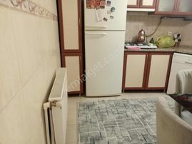 Çankaya Behçet Uz Parkı Yanı Köşe Konumlu Bakımlı 2+1 Daire