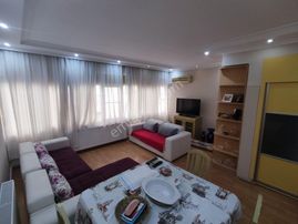 Kültürpark Yanı – Doğalgazlı – Tadilatlı – Eşyalı Satılık 2+1 Daire