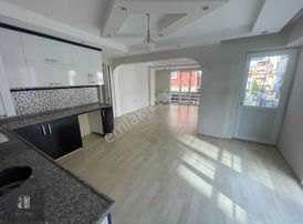 Fesleğen Mahallesinde 2+1 110 M2 Kiralık Daire