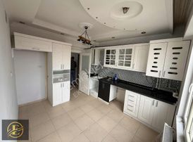 Ekol'den Üç Cepheli Çift Balkonlu Ebeveyn Banyolu 3+1