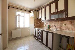 Ömürevlerinde Cağaloğlu Altı Tarmvaya Yakın Satılık Daire