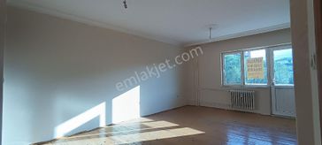 Selçukbey'de Cuma Pazarı Yanında Site İçinde 3+1 Aara Kat Daire