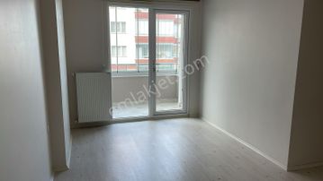 Fatih Caddesinde Deniz Manzaralı 3+1 Geniş Ferah Daire