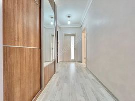 Berkay Demirel'den Akçay Merkezde Ayrı Mutfak 3 Balkonlu 3+1