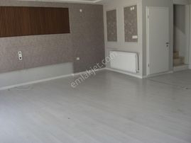 Egeturemlakta Seferihisar Hıdırlıktan Kiralık.3+1. Apartman Dublex