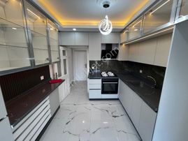 Tandoğan Mh 2+1 Bağımsız Lux Yapılı Asansörlü Muazzam Konumda Daire