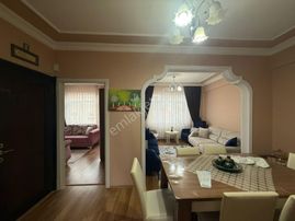 Eyüp Nişancı'da Metrobüs Durağına Yakın Fırsat Daire!!