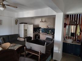 İzmir Gülbahçede Denize Sıfır Yazlik