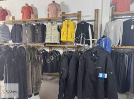 Görüklede Cadde Üstü Devren Kurulu Düzen Erkek Giyim Mağazası