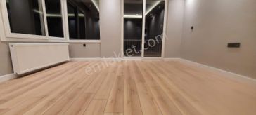 Bostanlı Girne Cadde Üstü Full Tadilatlı Asansörlü 3+1 Daire