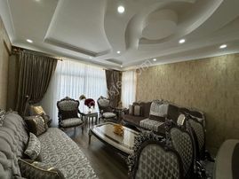 Öznur Emlak'tan Karakoprü Karşıyakada Satılık 4+1 Lüks Daire