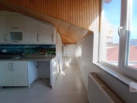 Trend Gayrimenkul'den 3+1 Doğalgazlı Çatı Katı Kiralık Daire