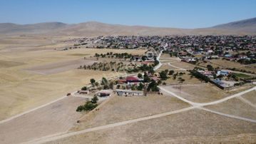 Köşe Parsel Konut İmarlı Arsa Mete Mermer'den