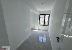 Karasu Kanalız Mahallesinde 3+1 Satılık Daire