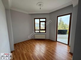 Hüseyin Gazi Göbeğe Yakın Park Manzaralı 1.kat 3+1 Daire.