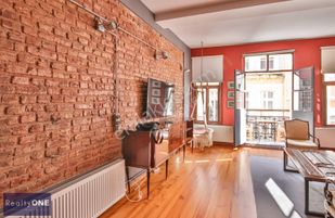 R-one Galata Serdar-ı Ekrem Sok. Ve Kule Manzaralı Kiralık Ofis