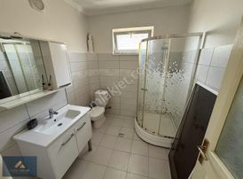 Bigadiç İlçe Merkezinde Abacı Mah. Satılık 4.kat 3+1 Daire