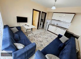 Üniversiteye Yakın Konumda Ara Kat Balkonlu Ön Cephe 2+1 Eşyalı