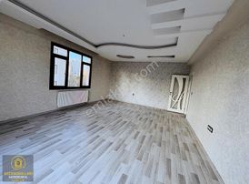 Safir Park Evlerinde Merkezi Konumda Satılık Geniş Aile Dairesi