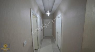 Mastfıroş Cad, Mevlana Okul Karşı 4+1 Satılık Bakımlı Lüxs Daire