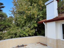 Akarca Mahallesinde Kiralık Birleşik Nizam Villa