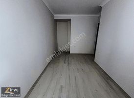 ~zirve Emlaktan 2+1 Giriş Kat Satılık Daire~